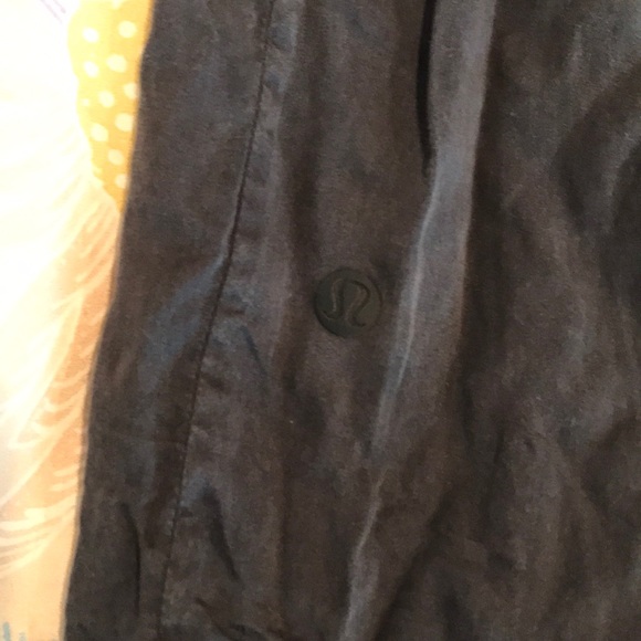 Lululemon pants - Picture 4 of 8